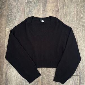 H &M Cropped Black Women's Sweater
